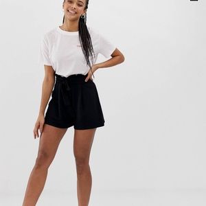 Black shorts with tie